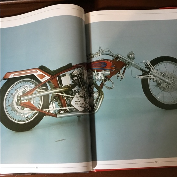 Large 1992 Harley Davidson Book - Picture 5 of 13
